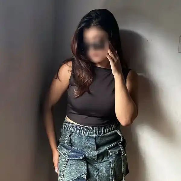 Private Praty Russian Call Girl in Ambattur